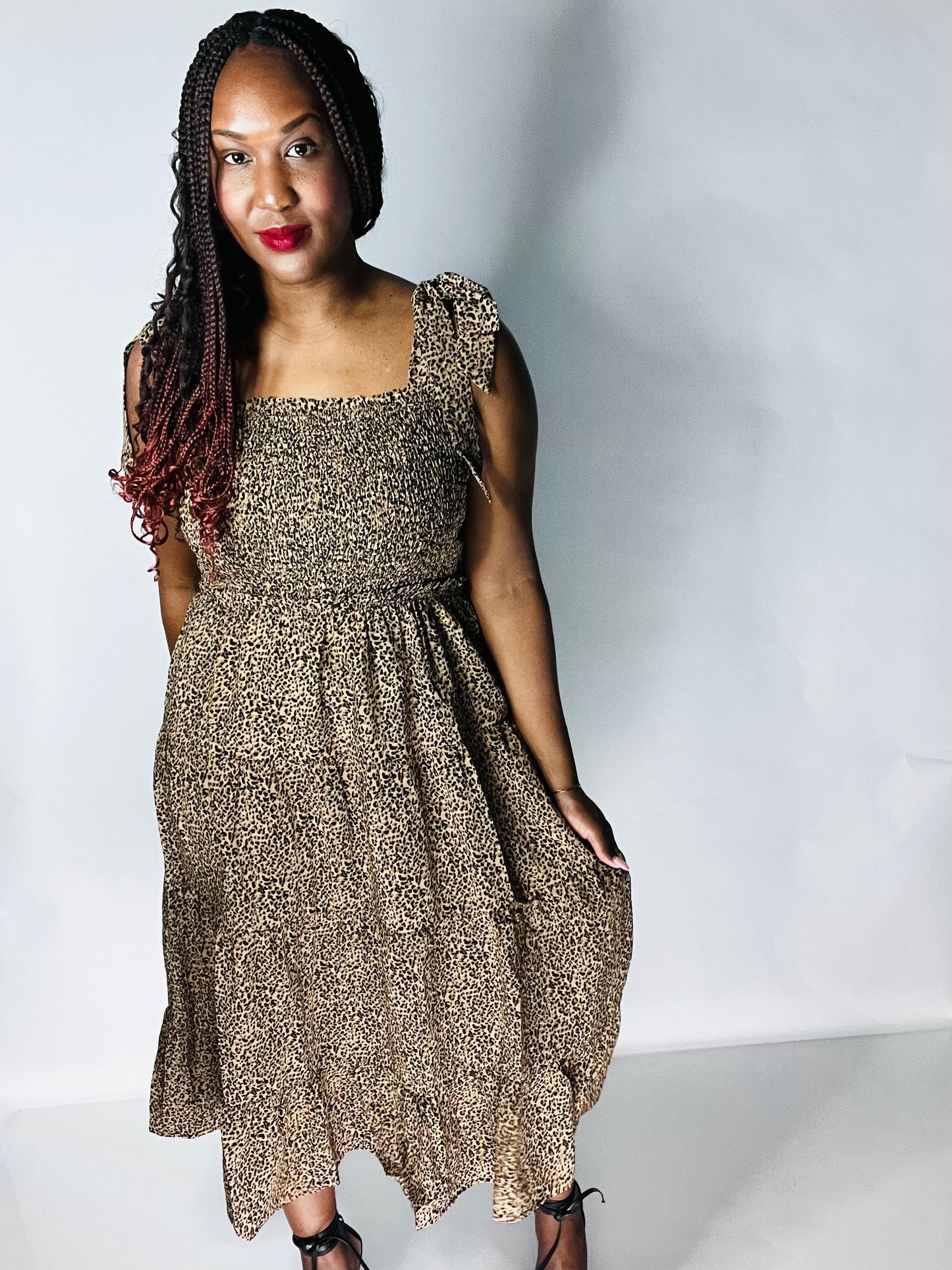 Kelsie Sleeveless Tiered Midi Dress